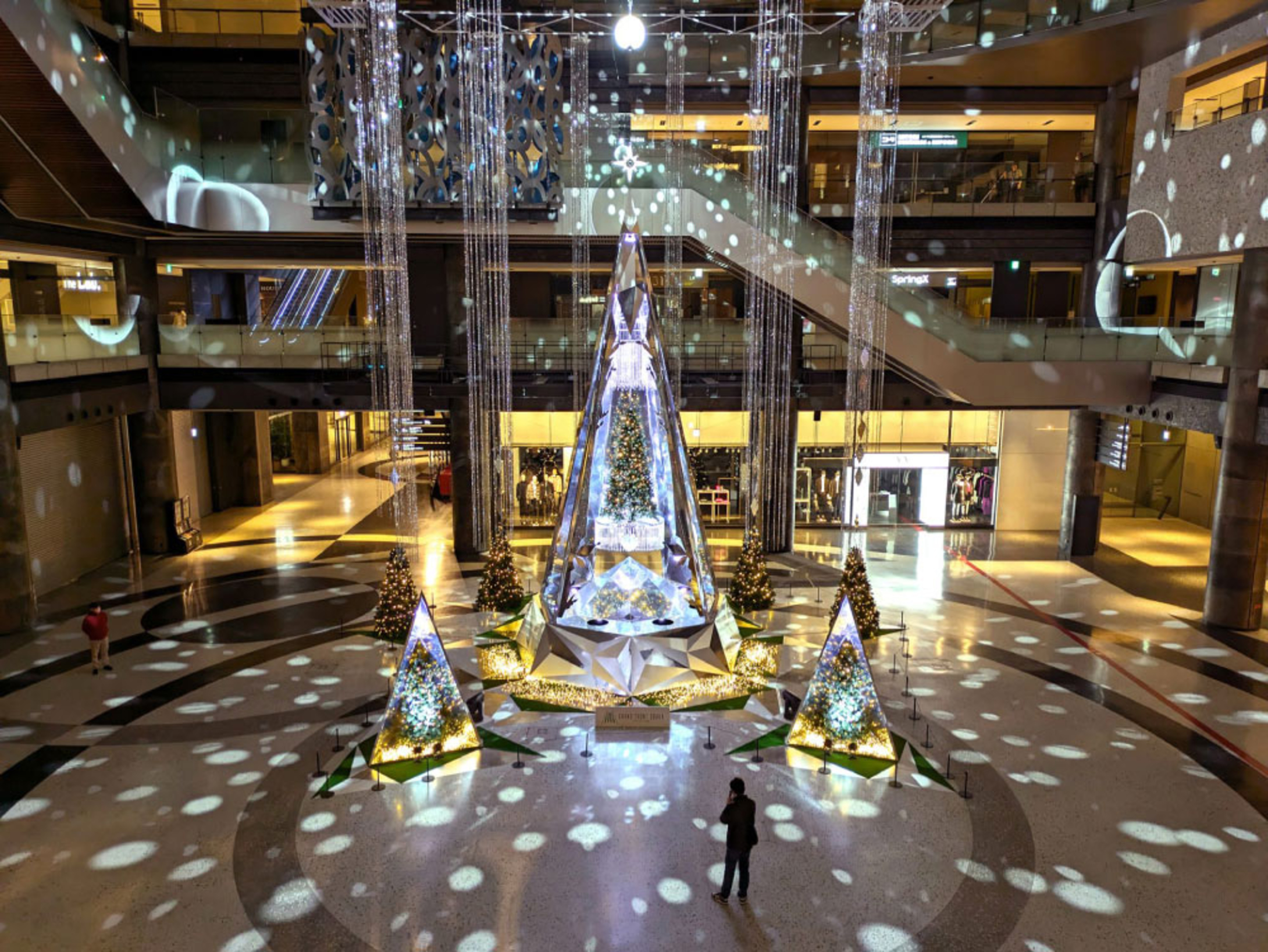 GRAND WISH CHRISTMAS 2024 ～Infinity Lights～