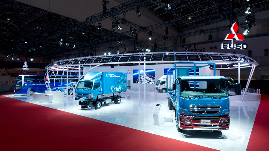 The 42nd Tokyo Motor Show Mitsubishi Fuso Booth