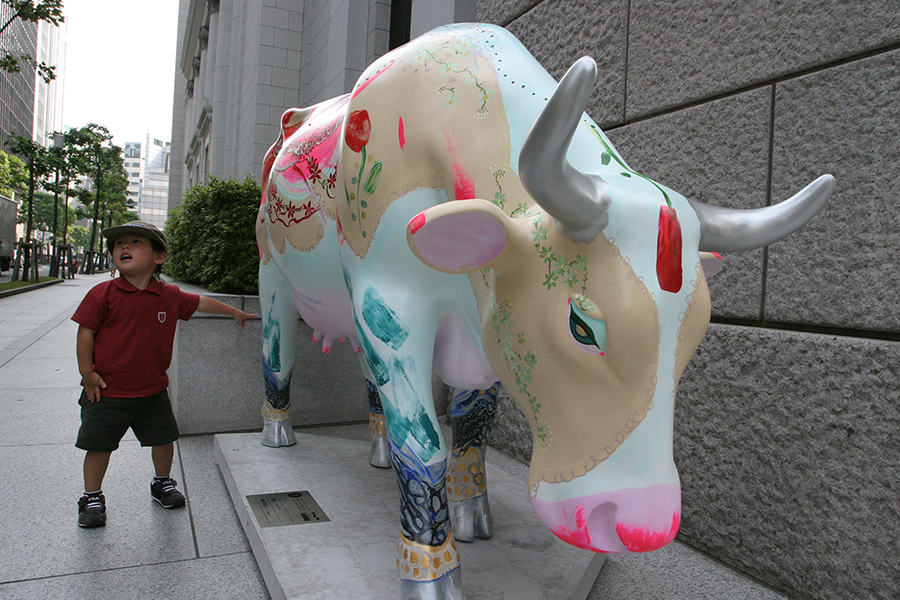 Cow Parade Tokyo in Marunouchi