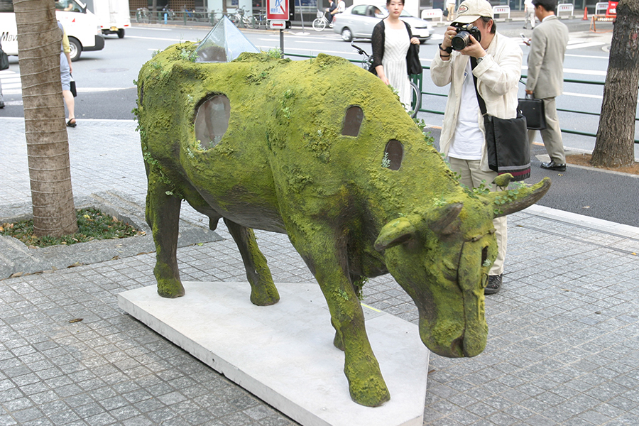 Cow Parade Tokyo in Marunouchi