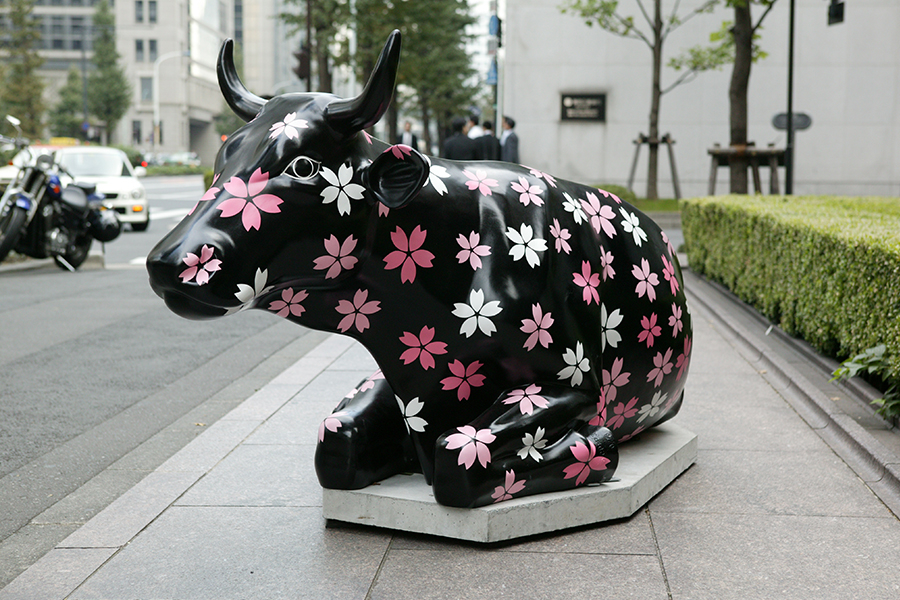 Cow Parade Tokyo in Marunouchi