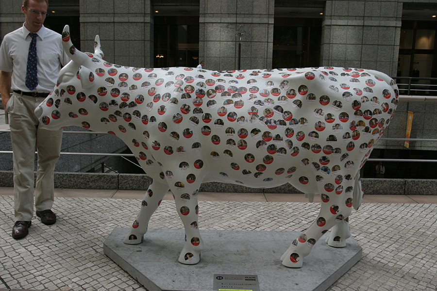 Cow Parade Tokyo in Marunouchi